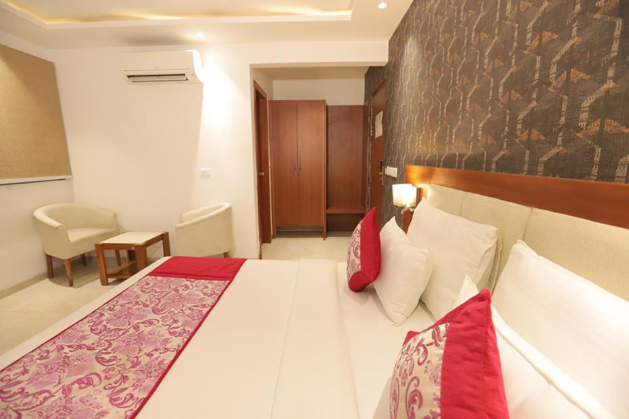 Nh Skye Suites ニューデリー エクステリア 写真